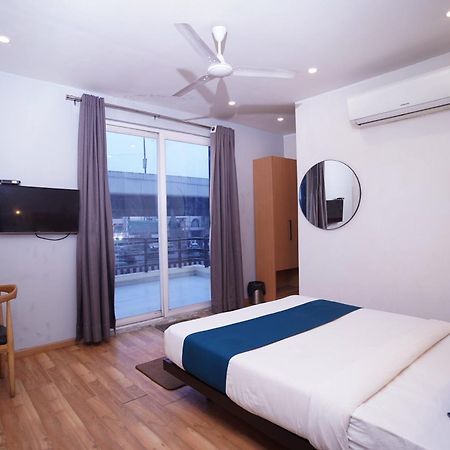 Hotel Mira Residency- Outer Ring Road, Paschim Vihar Delhi  Exterior foto