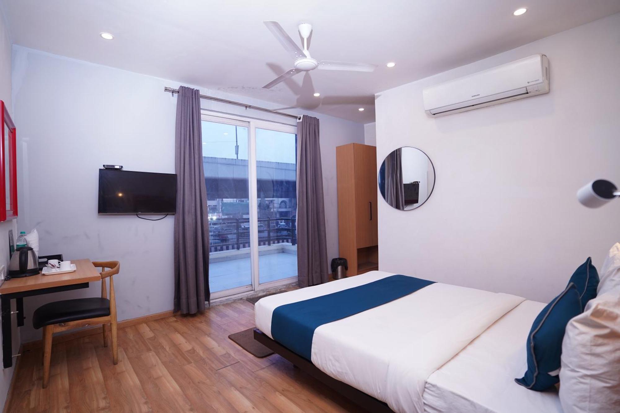 Hotel Mira Residency- Outer Ring Road, Paschim Vihar Delhi  Exterior foto