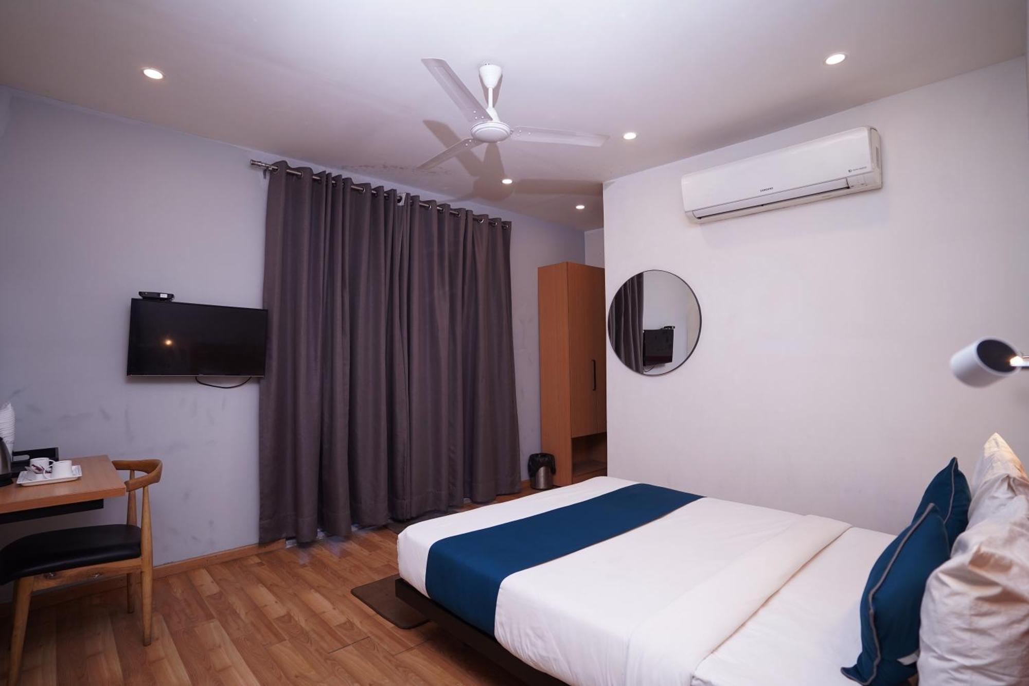 Hotel Mira Residency- Outer Ring Road, Paschim Vihar Delhi  Exterior foto