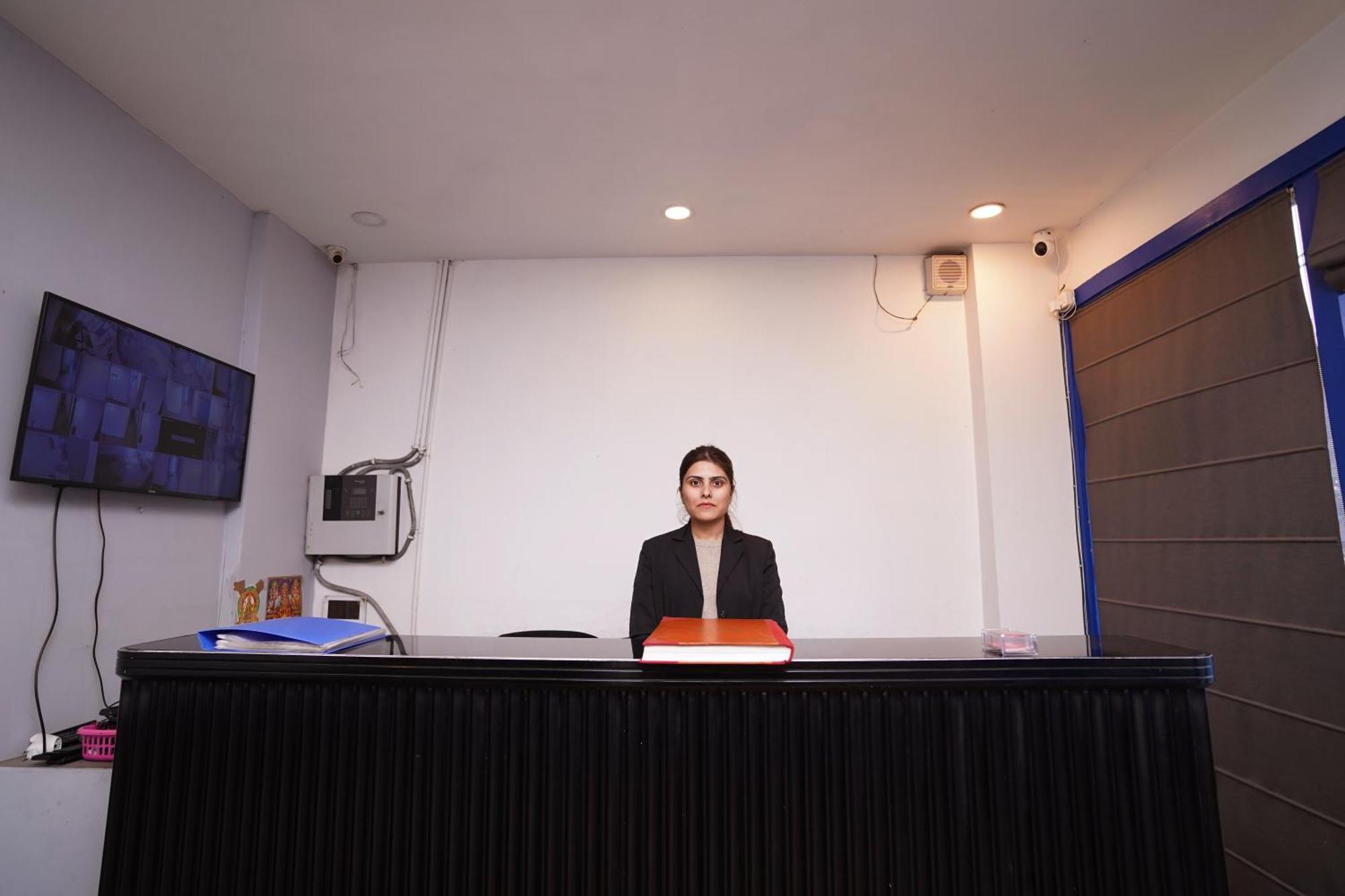 Hotel Mira Residency- Outer Ring Road, Paschim Vihar Delhi  Exterior foto