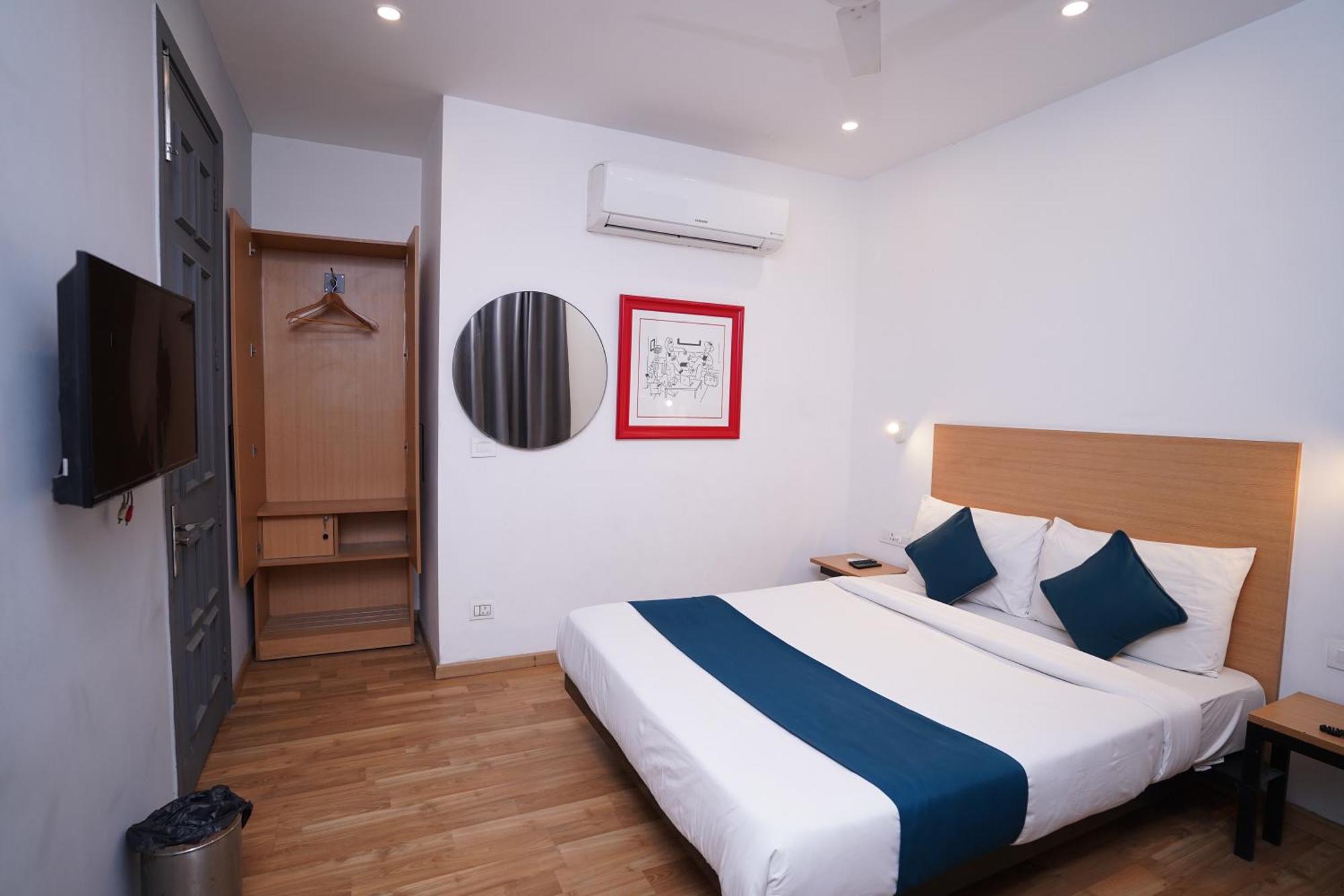 Hotel Mira Residency- Outer Ring Road, Paschim Vihar Delhi  Exterior foto
